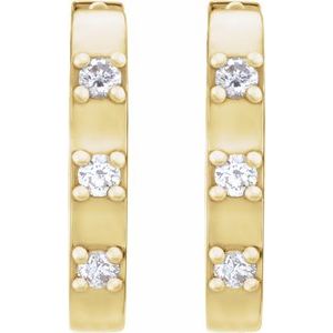 14K Yellow Gold 11.5 X 10.46 Mm 2 Mm Natural Diamond Round 1.5Mm Pair Hinged Polished .08 Ctw Natural Diamond Hoop Earrings