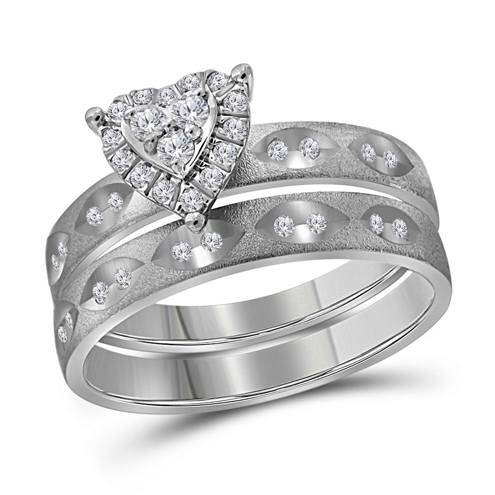 14K White Gold His Hers Round Diamond Heart Matching Wedding Set 1/4 Cttw, Womens Size: 5-10, Mens Size: 7-13