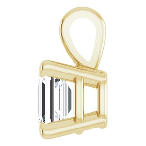 14K Yellow Gold Emerald 4 X 3Mm Fg Vs 1/4 Ct Lab Grown Diamond 4-Prong Solitaire Pendant