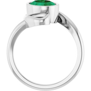 14K White Gold Lab-Grown Emerald Oval 9 X 7 Mm Polished Lab Grown Emerald Ring Size 7