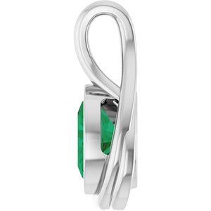 14K White Gold Oval 9 X 7 Mm Lab Grown Emerald Pendant
