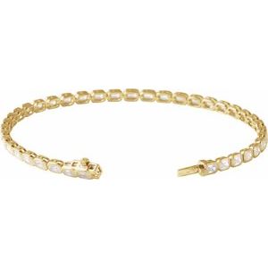 14K Yellow Gold Emerald 3.5 X 2.4Mm G-H Si 6 1/4 Ctw Lab-Grown Diamond Line Bracelet, Length: 7 In
