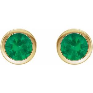 14K Yellow Gold Round Shape 6 Mm Natural Emerald Bezel-Set Stud Earrings