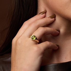 14K Yellow Gold Oval 10 X 8 Mm Polished Natural Peridot Ring Size 7