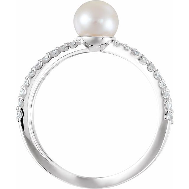 14K White Gold 7.0-7.5 Mm Polished Cultured White Freshwater Pearl And 3/8 Ctw Natural Diamond Negative Space Ring, Size 7