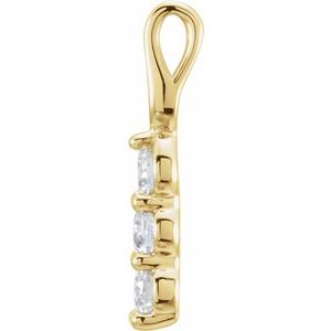 14K Yellow Gold Round 4.1Mm Gh Si1-Si2 3/4 Ctw Lab-Grown Diamond 3-Stone Pendant