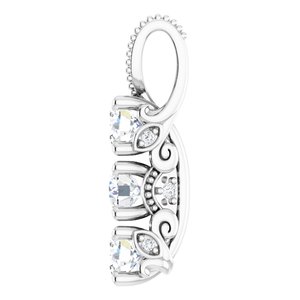14K White Gold Round 3.8Mm Gh Si1-Si2 5/8 Ctw Lab-Grown Diamond Pendant