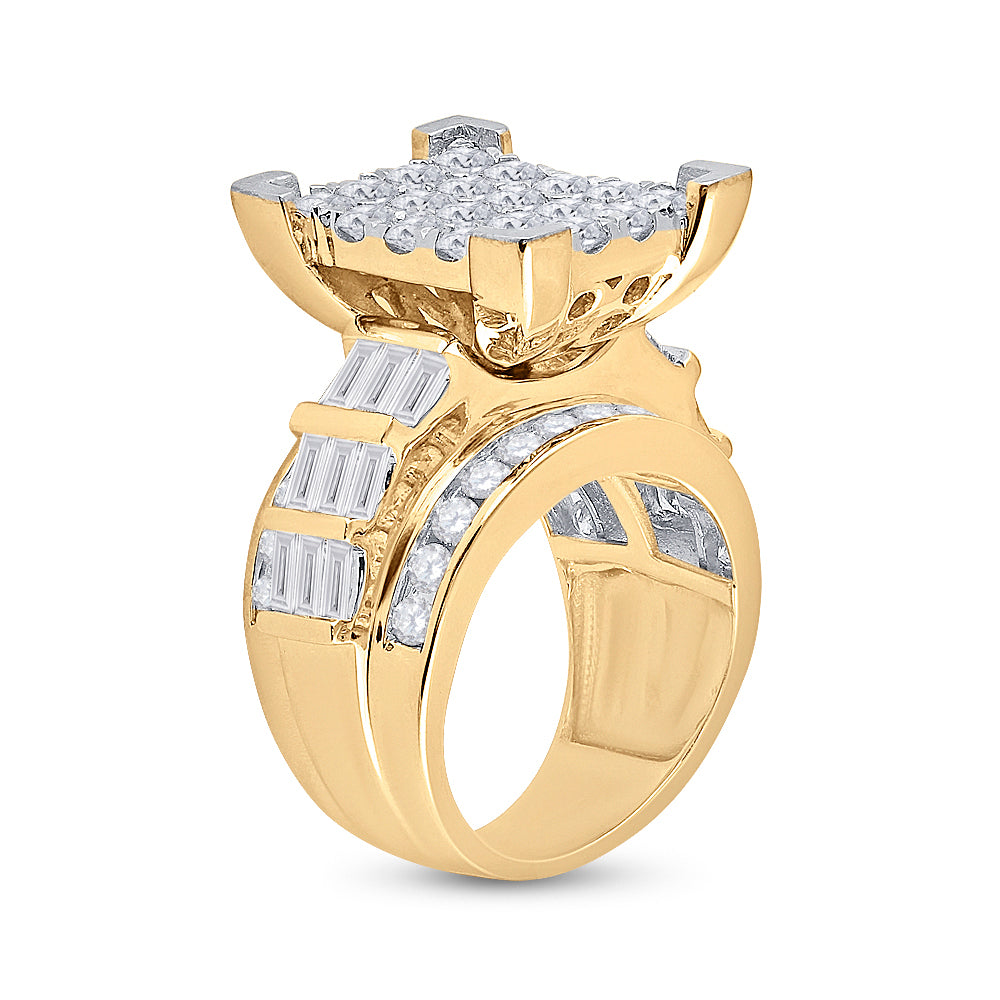 14K Yellow Gold Round Diamond Cluster Bridal Wedding Engagement Ring 4 Cttw, Womens Size: 5-10