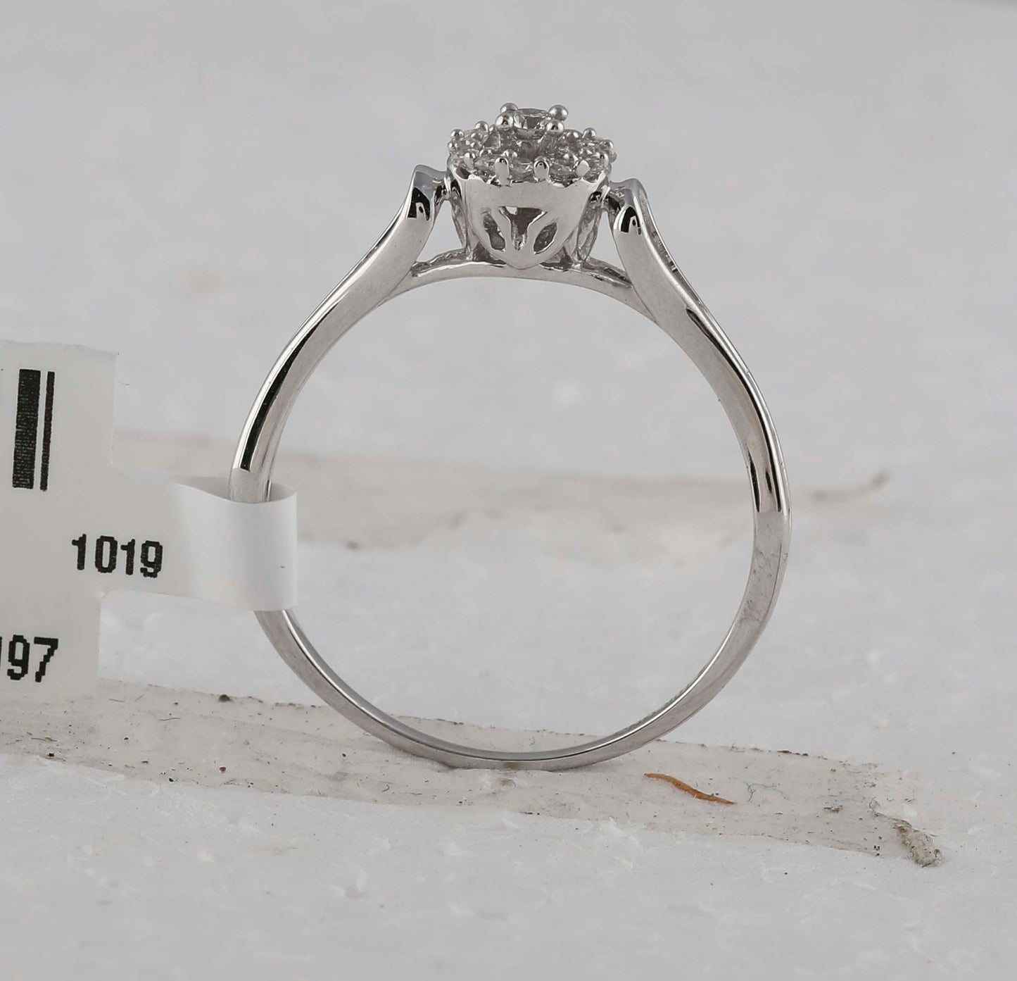 10K White Gold Womens Round Diamond Solitaire Promise Ring 1/10ctw, Womens Size: 5-10