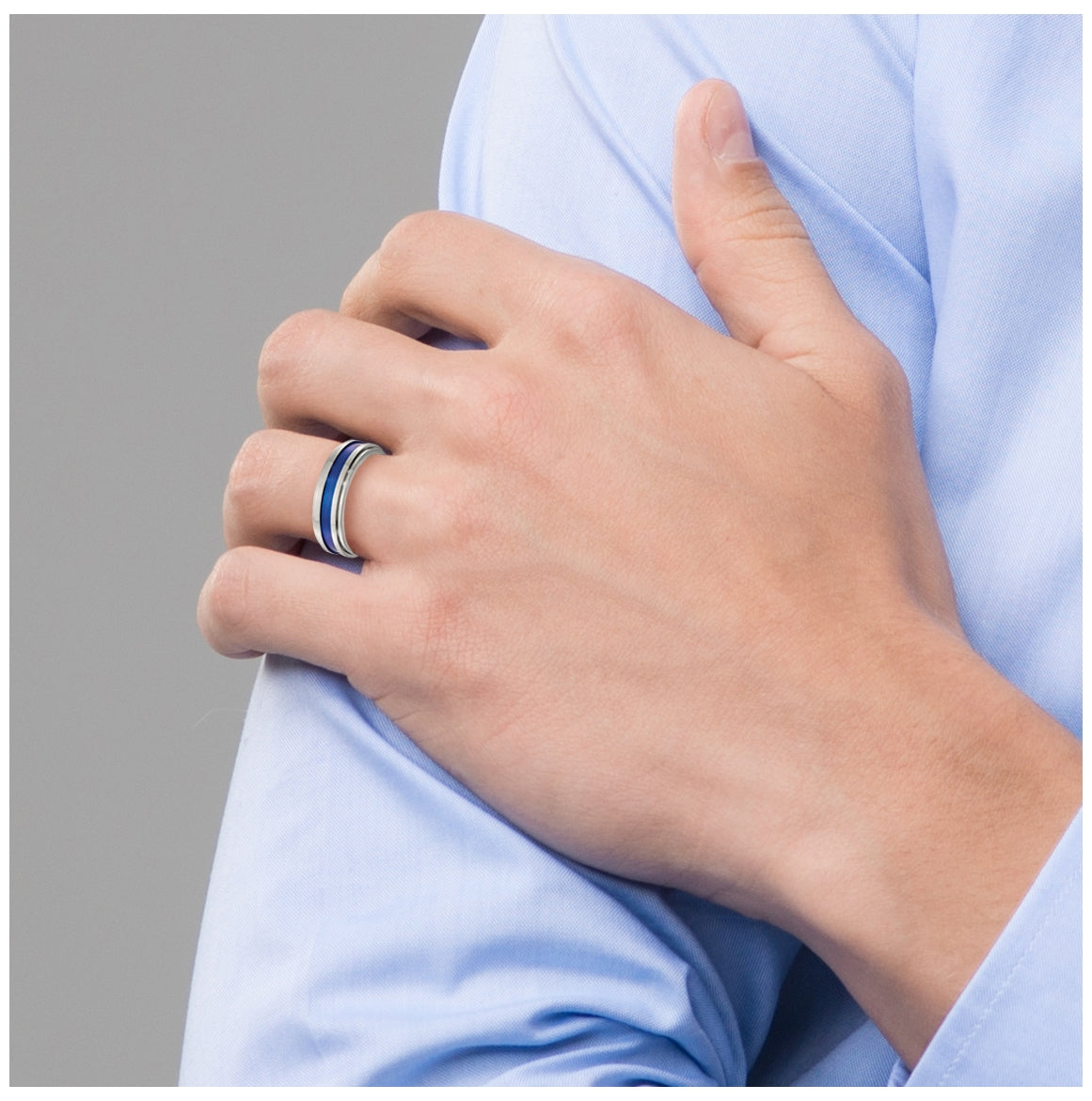 Edward Mirell Gray Titanium with Blue Anodized Stripe Flat Grooved Step Edge 7mm Band, Size 8.5