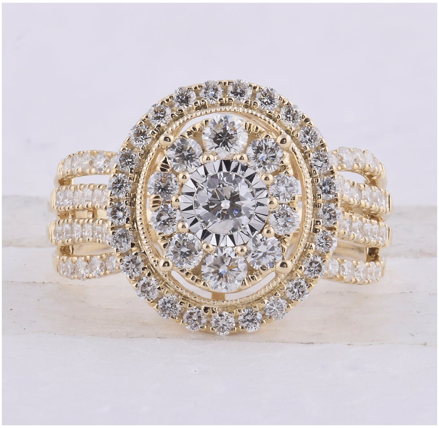 14K Yellow Gold Round Diamond Cluster Oval Bridal Wedding Engagement Ring 1-1/2 Cttw, Womens Size: 5-10