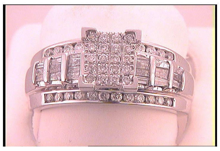 10kt White Gold 7/8ct Diamond Cindy Ring