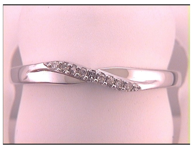 10kt White Gold 1/20ctw Diamond Fashion Band