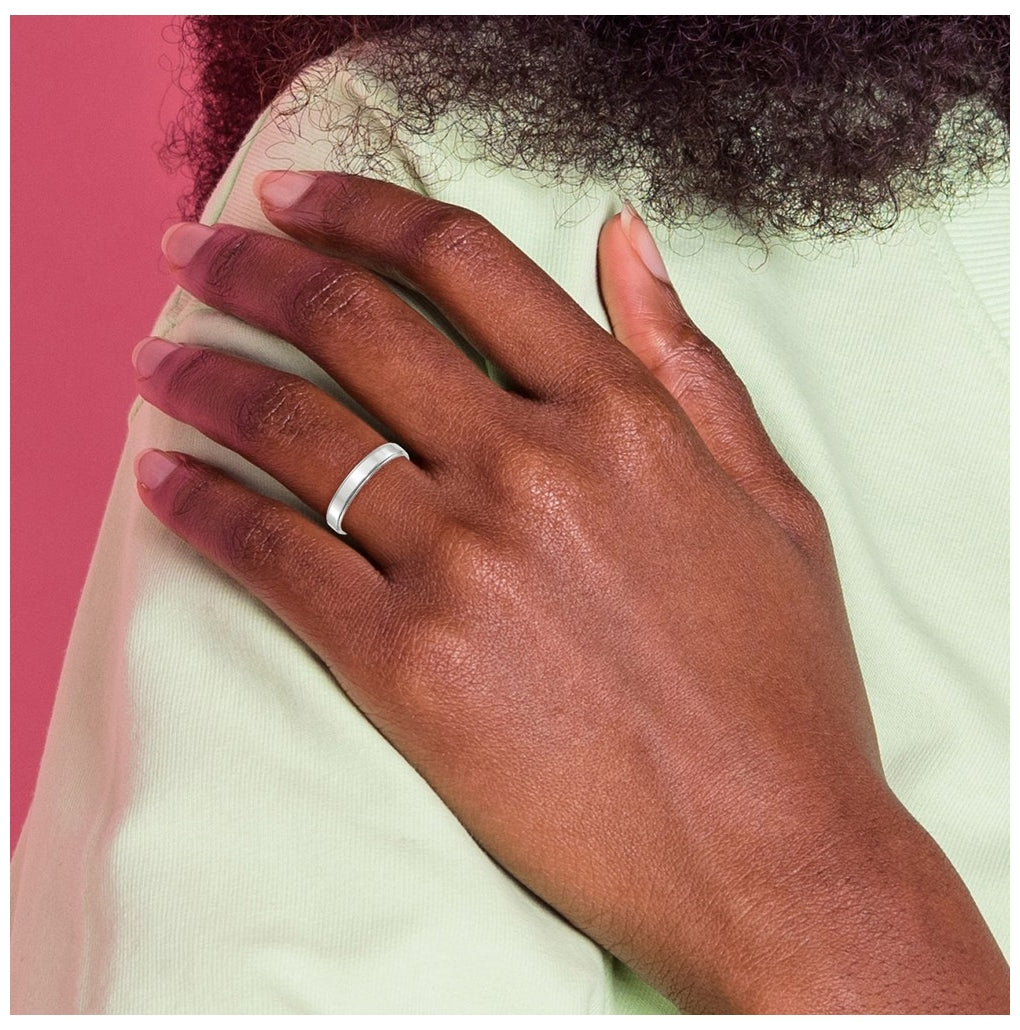 14k Yellow Or White Gold Flat with Step Edge Wedding Band