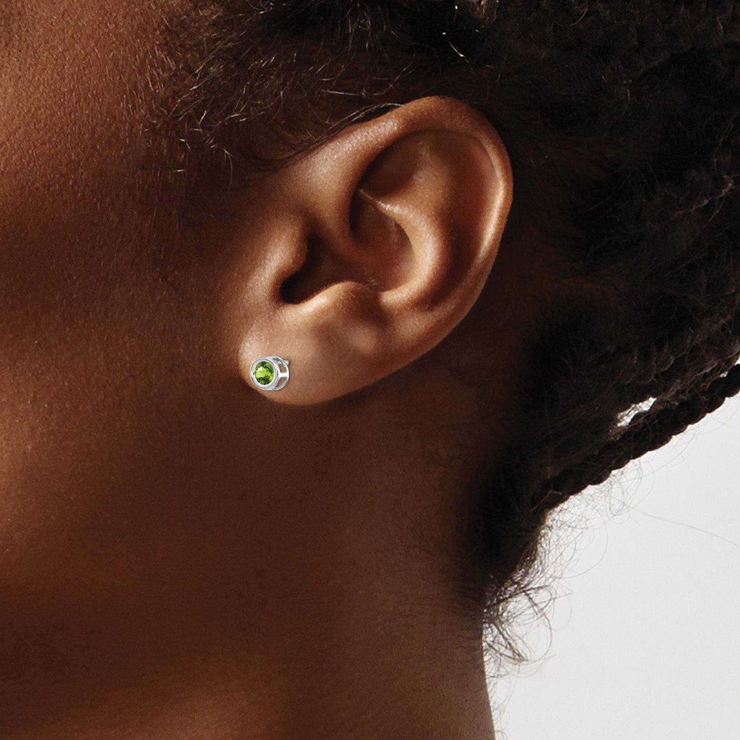 14k White Gold 4mm Bezel August/Peridot Post Earrings