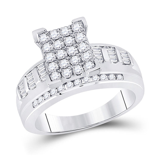 10K White Gold Round Diamond Cluster Bridal Wedding Engagement Ring 7/8 Cttw, Womens Size: 5-10