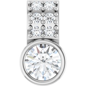 14K White Gold Round 4Mm G-H Si1-Si2 1/4 Ctw Lab-Grown Diamond Pendant