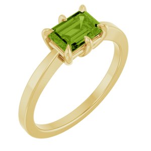 14K Yellow Gold  Emerald 7 X 5 Mm Polished Natural Peridot Solitaire Ring Size 7