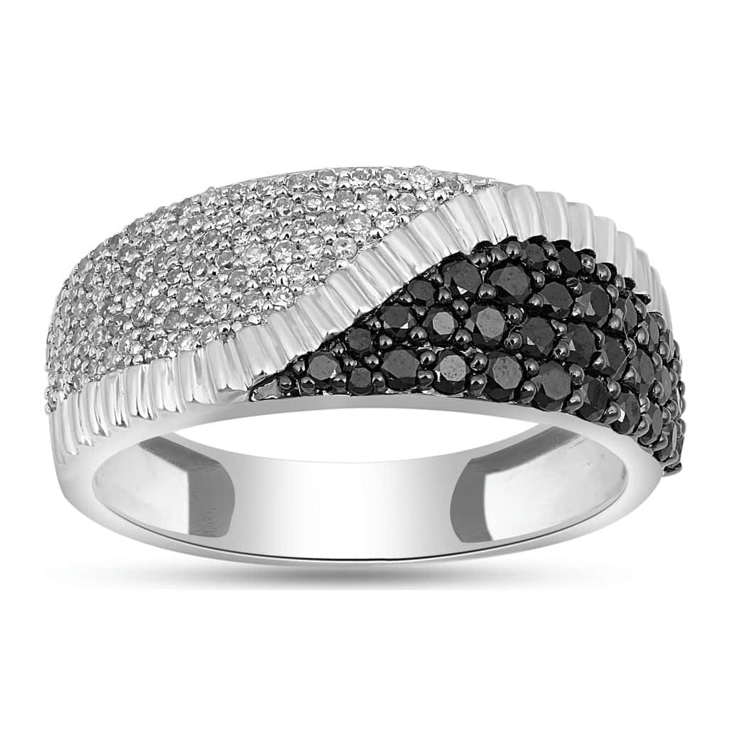 10K Yellow Or White Gold 0.74  Cttw Green Diamond Ladies Band