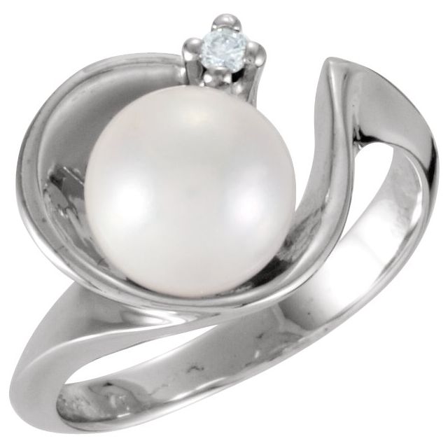 14K White Gold 8 Mm Polished Cultured White Akoya Pearl And .03 Ct Natural Diamond Ring, Size 6