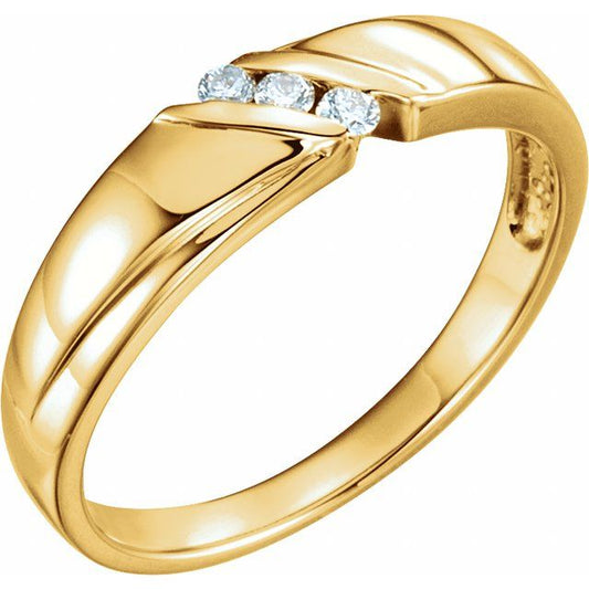 14K Yellow Gold Round 2 Mm 5.5 Mm Si2-Si3, G-H Polished 1/10 Ctw Natural Diamond 3-Stone Band, Size 11
