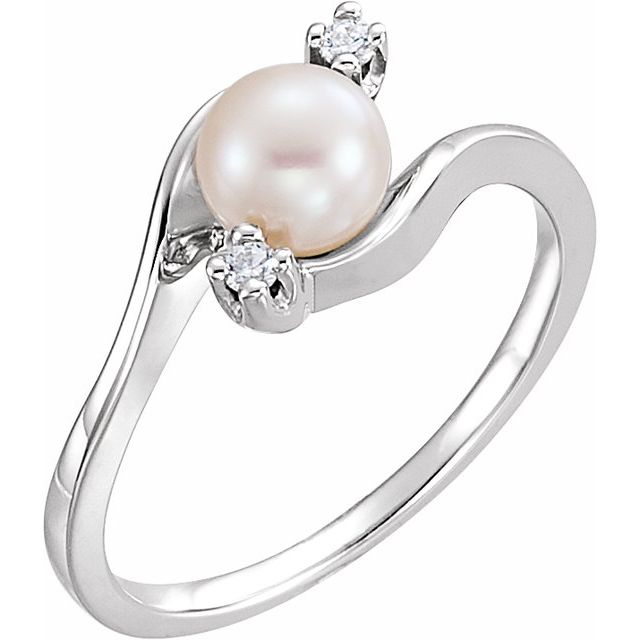 14K White Gold 5.5 Mm Polished Accented Bypass Ring, Size 6