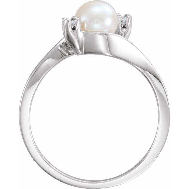 14K White Gold 5.5 Mm Polished Accented Bypass Ring, Size 6