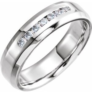 14K Yellow Or White Or Rose Gold Or Platinum 1/4 CTW Natural Diamond Beveled-Edge Band