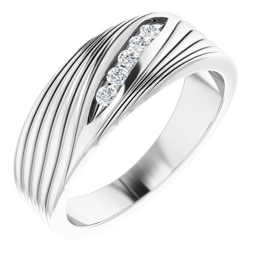 14K White Gold Round 2 Mm Polished 1/6 Ctw Natural Diamond Ring, Size 10