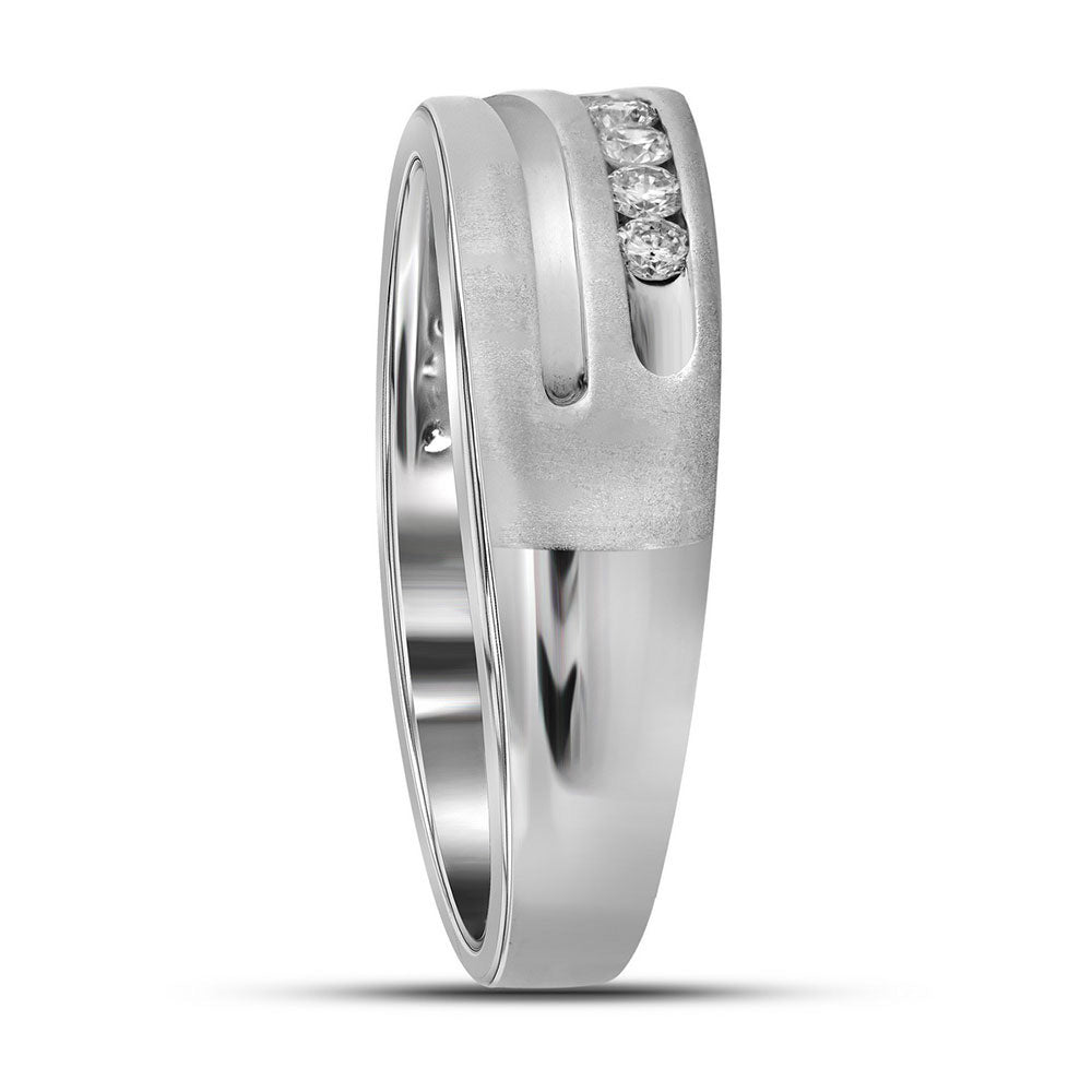 10K White Gold Mens Round Diamond Wedding Band Ring 1 Cttw, Mens Size: 7-13
