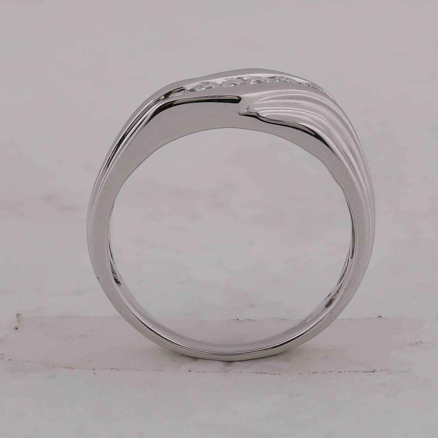 10K White Gold Mens Round Diamond Wedding Band Ring 1/3 Cttw, Mens Size: 7-13