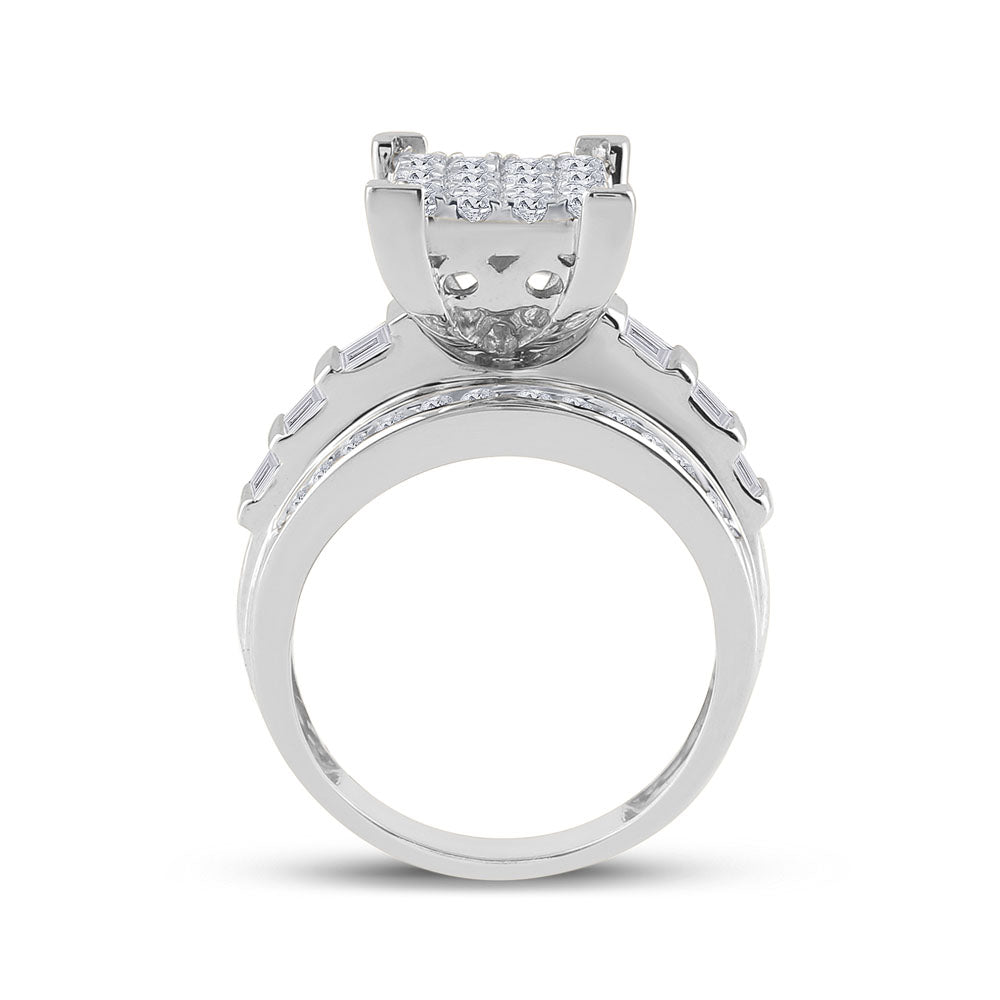 10K White Gold Round Diamond Cluster Bridal Wedding Engagement Ring 1-1/2 Cttw, Womens Size: 5-10