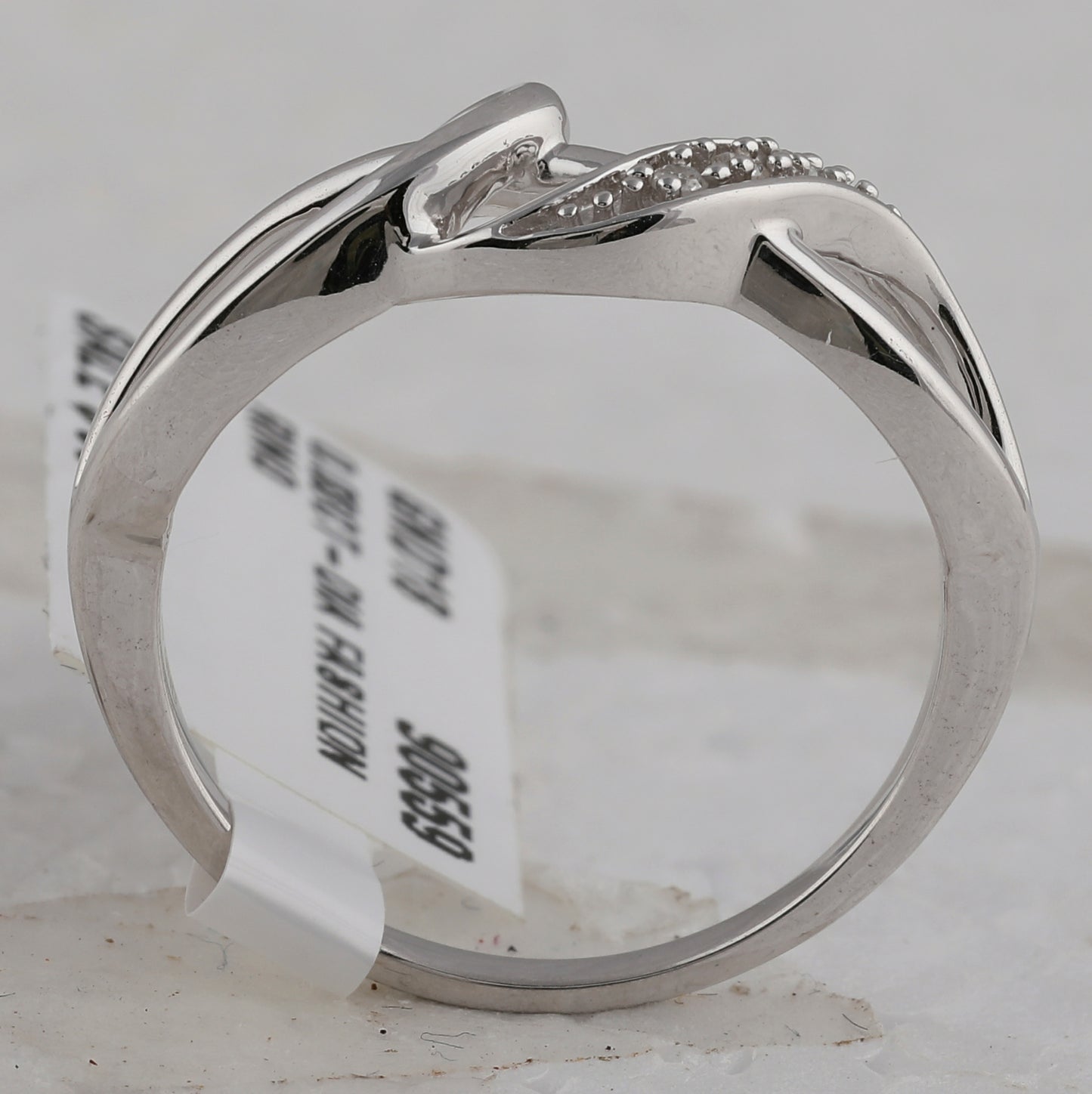 Sterling Silver Womens Round Diamond Twist Fashion Band Ring .03 Cttw, Womens Size: 5-10