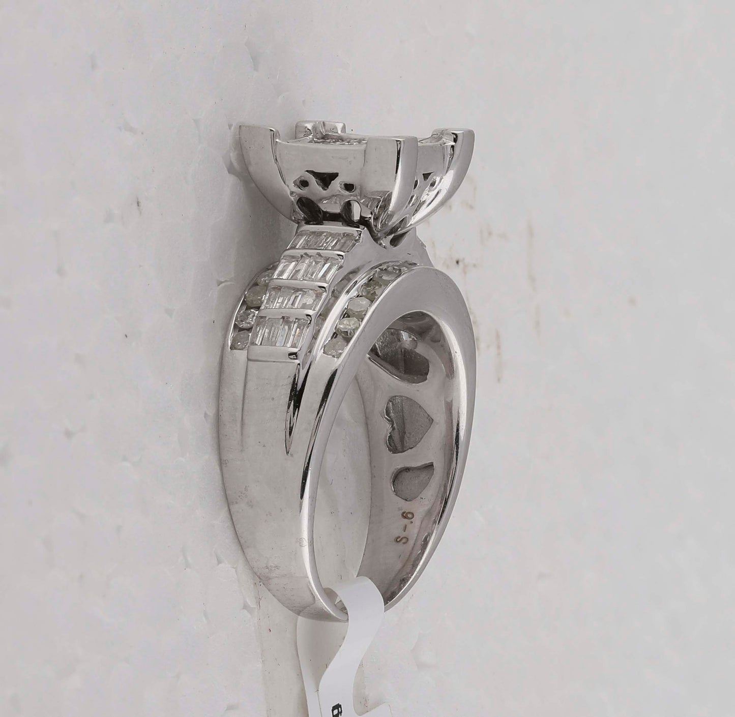 Sterling Silver 1 Cttw Diamond Fashion Ring Size 6