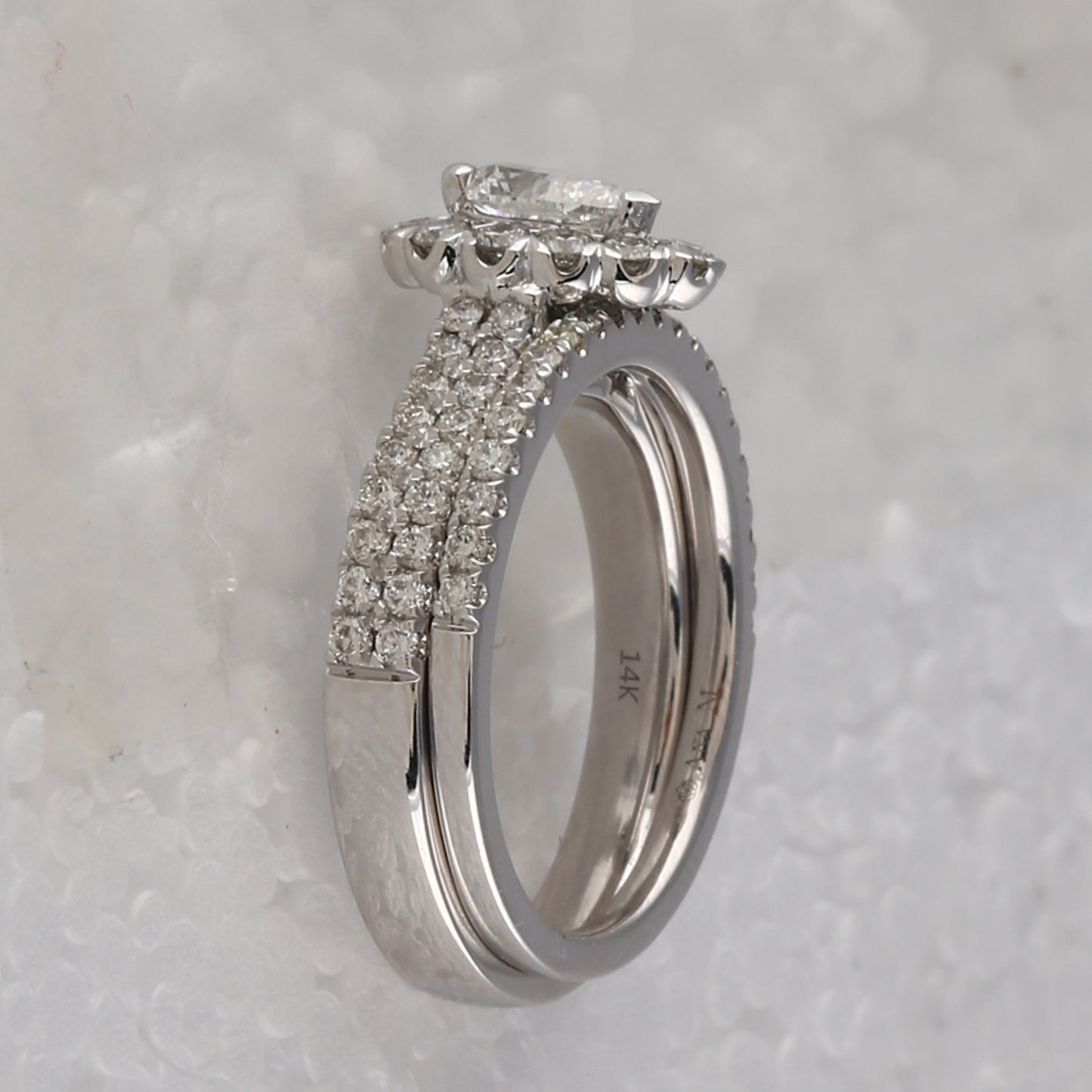 14kt White Gold 1 1/2ctw Diamond Ana M 1/2ct-cpear Bridal Sets Single Halo