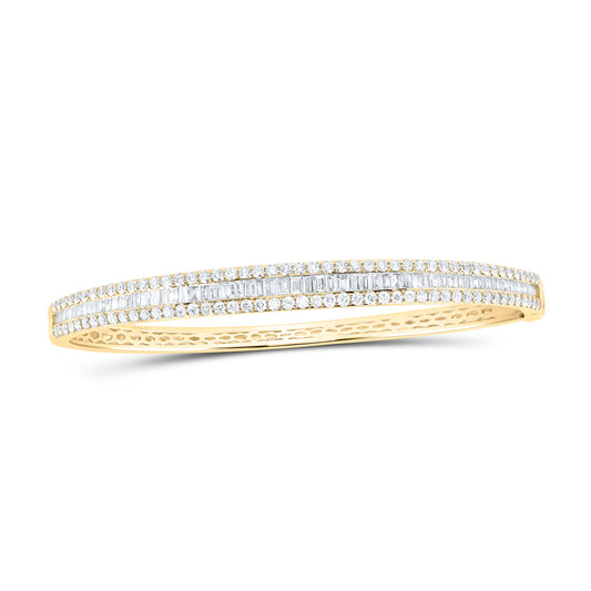 14K Yellow Or White Gold 2 5/8Ctw Natural Diamond Ana M Fashion Bangle (60X48Mm)