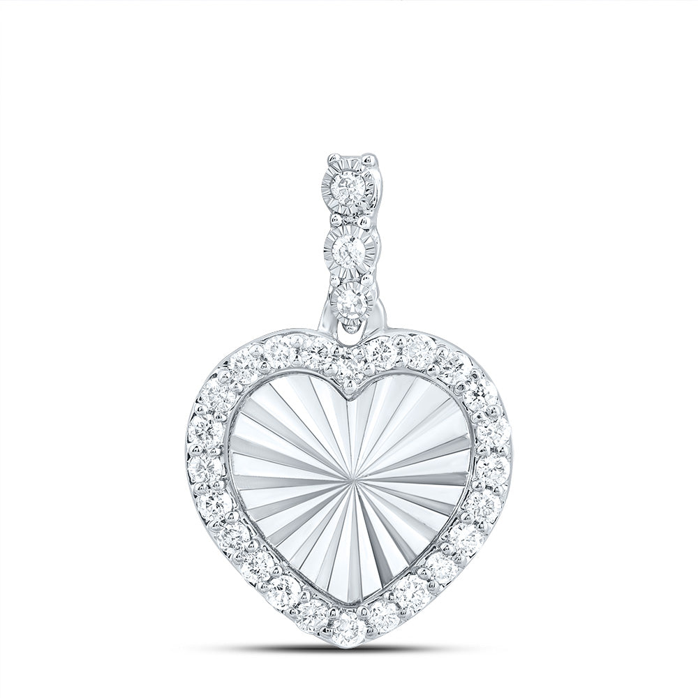 10kt White Gold 1/6 Cttw Natural Diamond Heart Pendant