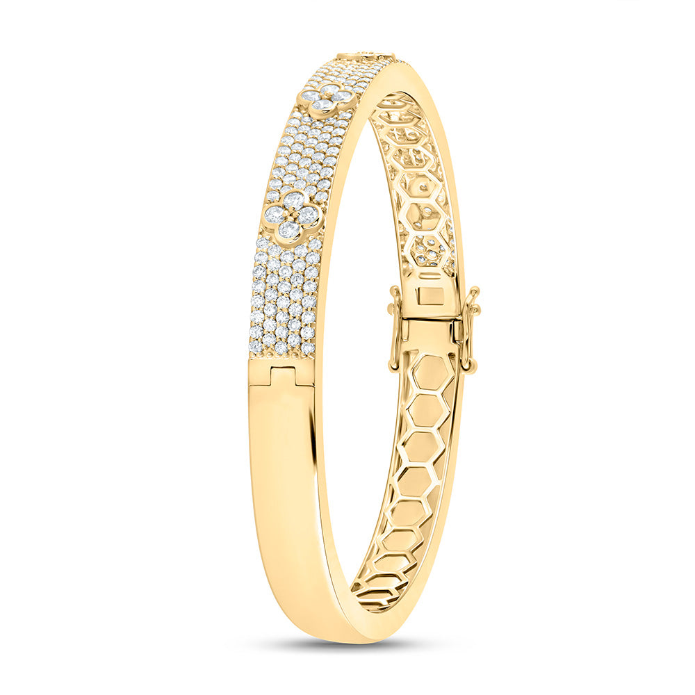 14K Yellow Or White Gold 2 1/2Cttw Natural Diamond Fashion Clover Bangle (60X48Mm)