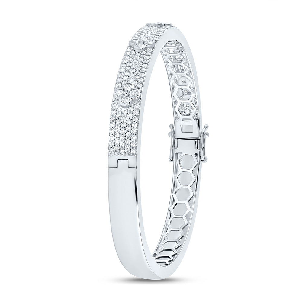 14K Yellow Or White Gold 2 1/2Cttw Natural Diamond Fashion Clover Bangle (60X48Mm)