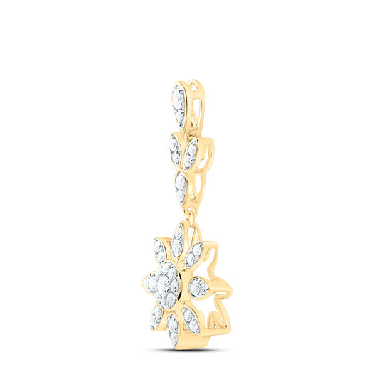 14K Yellow Or White Gold 1/2Cttw Natural Diamond Fashion Flower Pendant