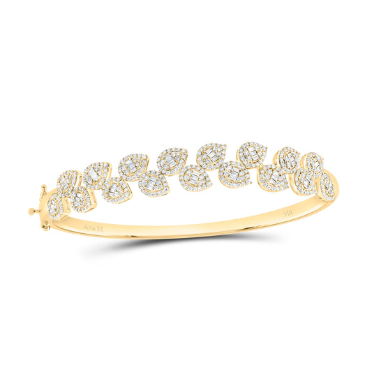 14K Yellow Gold 1 3/4Ctw Natural Diamond Ana M Fashion Leaf Bangle (65X55Mm)