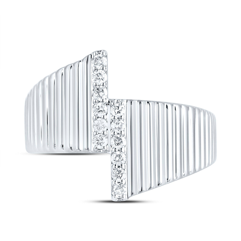 14K Yellow Gold 1/6Ctw Natural Diamond Fashion Ring