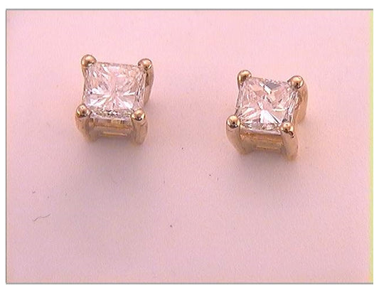 10kt Yellow Gold 5/8ct-(sup) Princess Studs