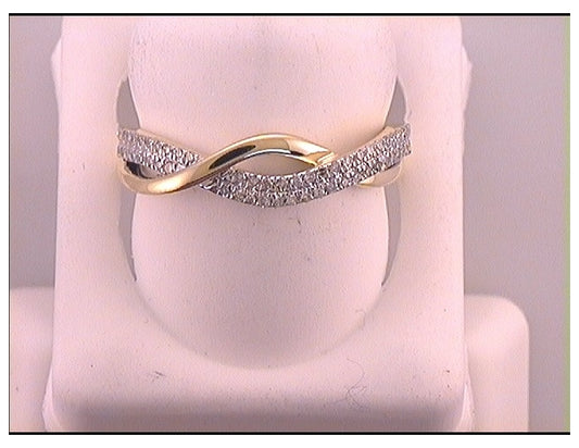 10kt Yellow Gold 1/6ctw Diamond Ring