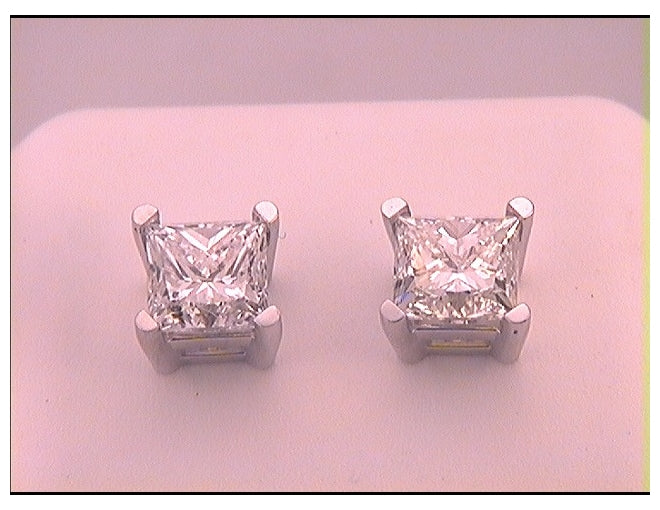 14kt White Gold 1 3/8ctw Dia Princess Stud(platinum+)