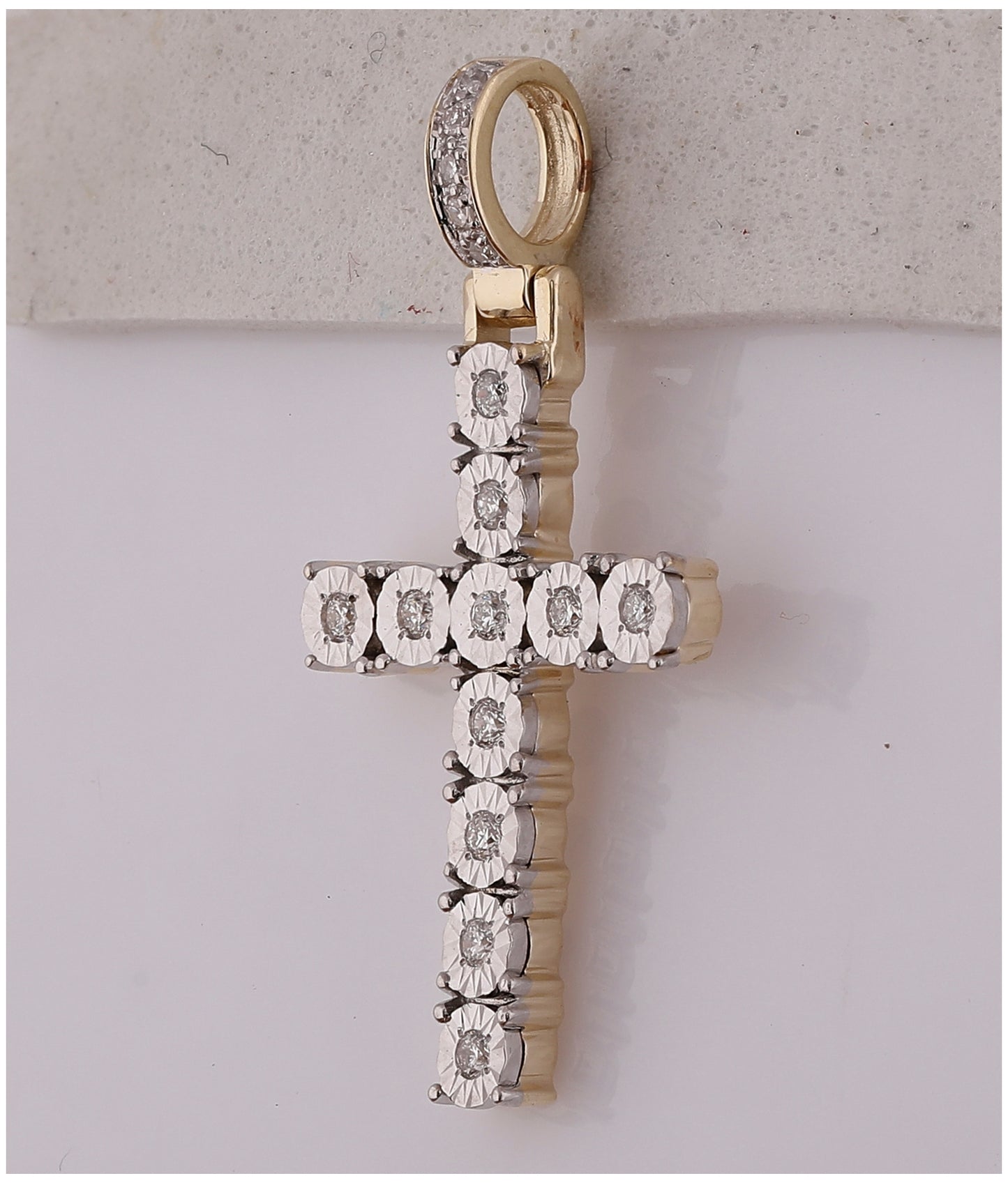10K Yellow Gold Mens Round Diamond Cross Charm Pendant 1/8 Cttw