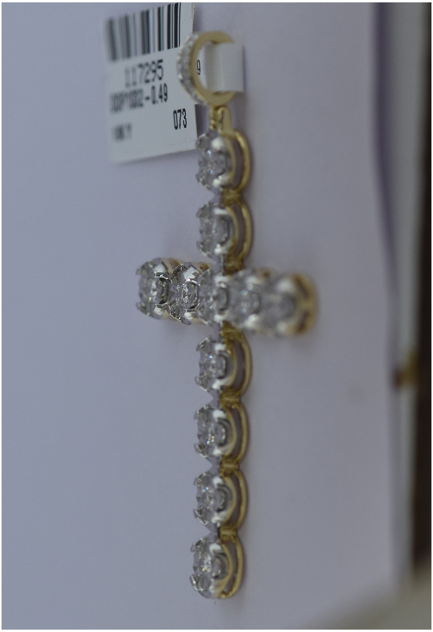 10K Yellow Gold Mens Round Diamond Cross Charm Pendant 5/8ctw