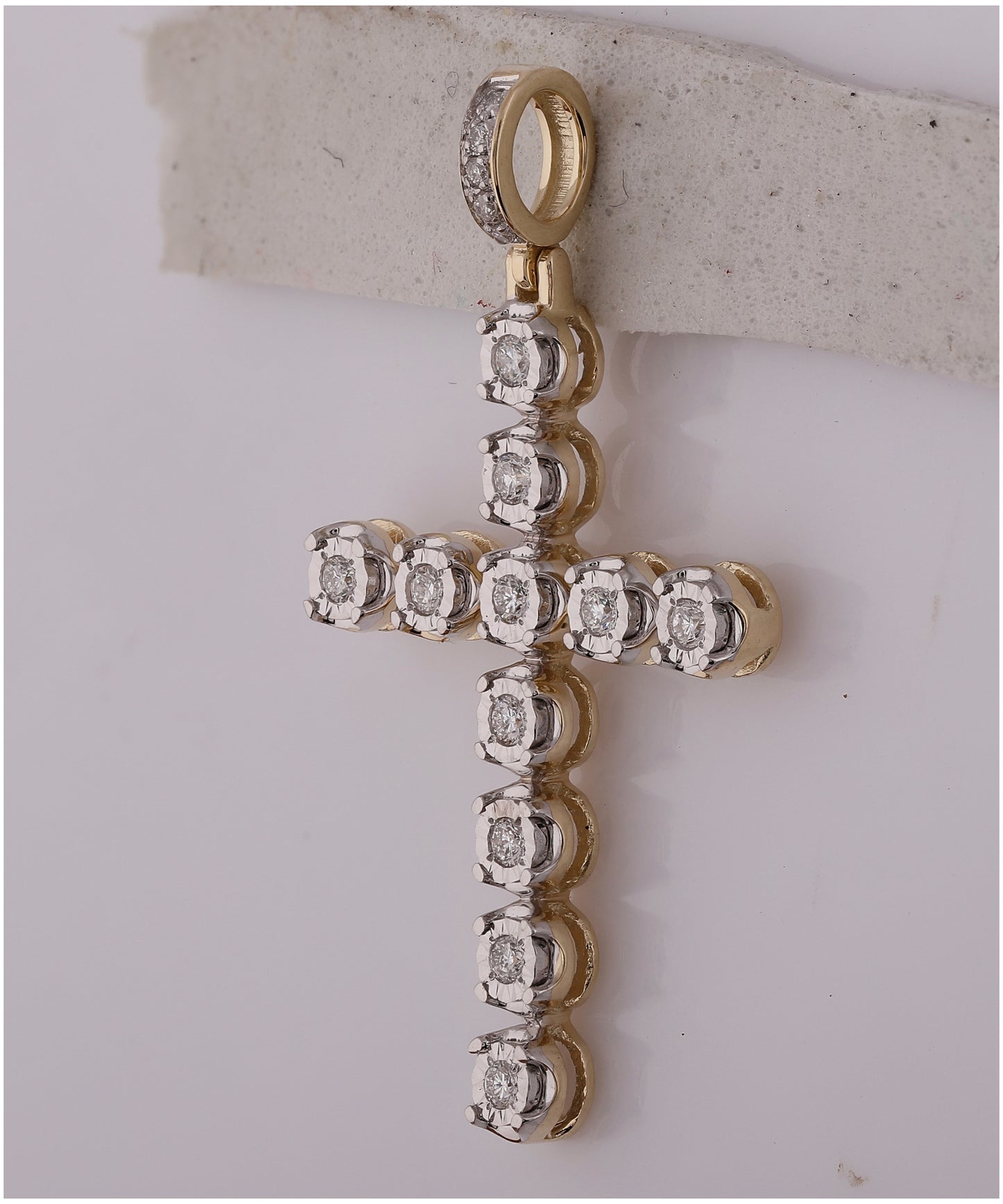 10K Yellow Gold Mens Round Diamond Cross Charm Pendant 1/3ctw