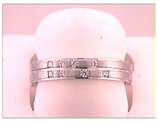 14kt White Gold Womens Round Diamond Wedding Asymmetrical Band 1/6 Cttw