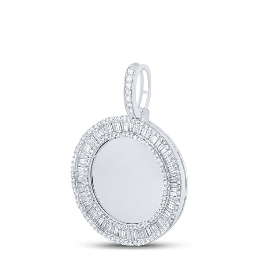 10kt White Gold 1 1/2ct Diamond Nk Memory Pendant